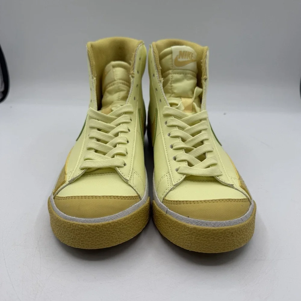 Nike blazer mid